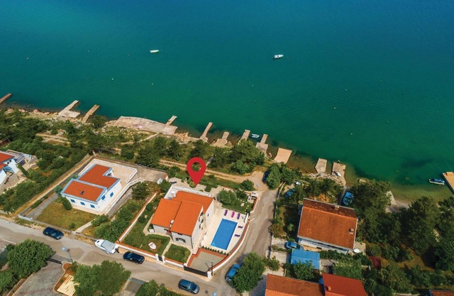 Beach front home in Klimno with WiFi