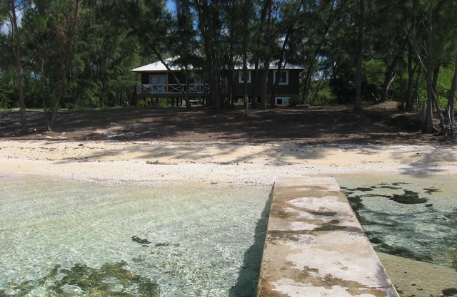Beach Front Private Home with Dock