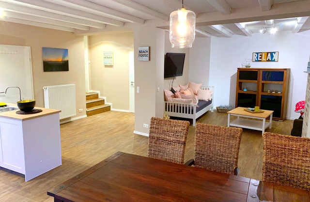 Beach House im Zentrum Itzehoes mit Kostenlosem Parkplatz und Terrasse