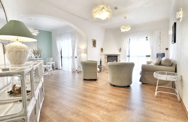 Beach House T2 at the cliffs