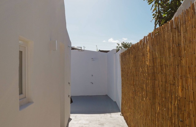 Beach, Surf and City - 2 bedroom villa