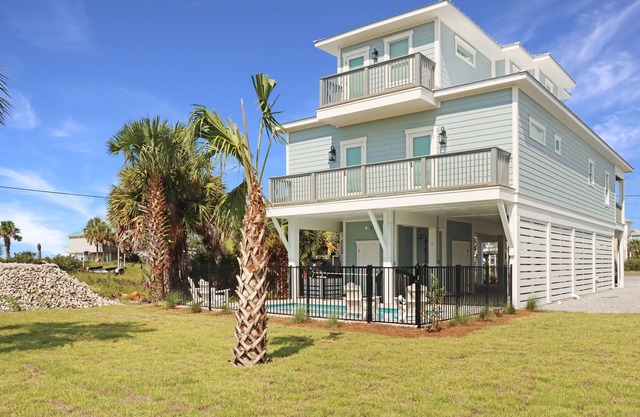 Beach View, Private Pool, in SJB ~ Desoto 1
