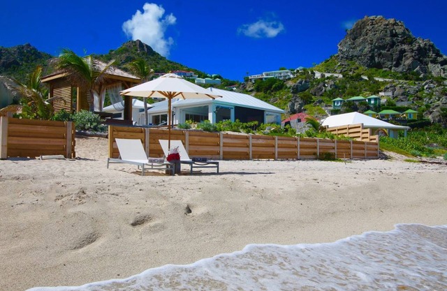 🏝 BEACH VILLA CENTRAL LOCATION BETW ST JEAN 🏖 FLAMMANS BEACH 4 min TO CITY