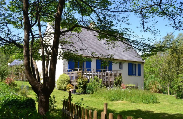 Beach walk 1 Km, green setting Meublé tourisme 3 stars (2017 and 2022)