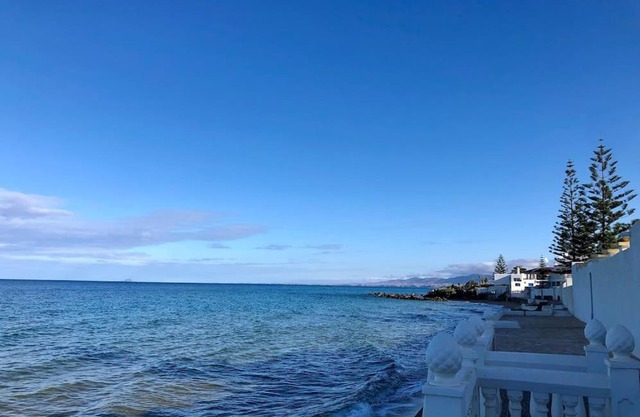 Beachfront 3 Bedroom Villa w/ Parking