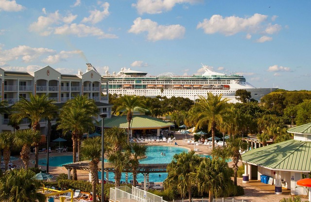 Beachfront Bliss in Cape Canaveral, Florida: Your Perfect Getaway Awaits!