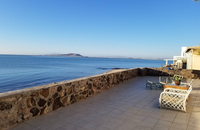 Beachfront Home with/Amazing Views Just a few steps to the beach in Cholla Bay