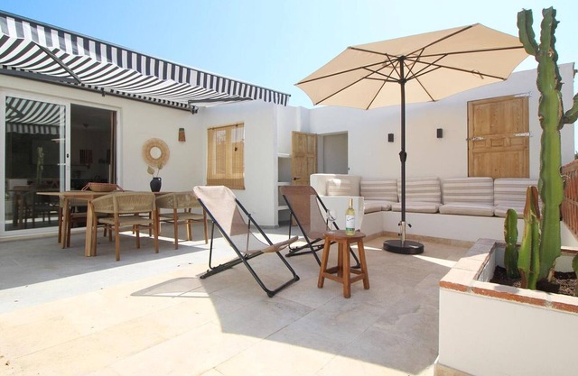 Beachfront Penthouse in Málaga with Large Terrace