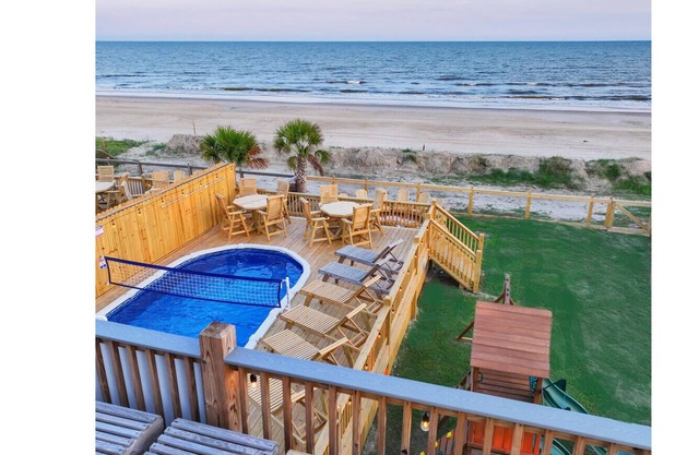 BeachfrontHeatedPool!HotTub!Weddings!EventParking!Sleep24!Pets!Starlink!PuttPutt