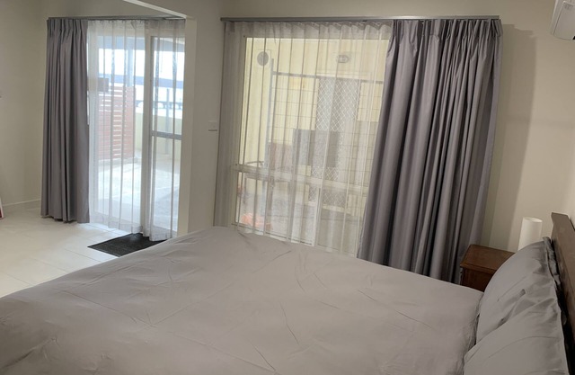 Beachside & Jetty View - Apt 4 (First Mate Apartment)