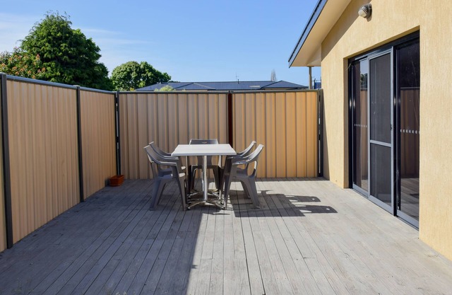 Beachway Motel & Restaurant