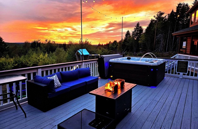 Bear Mountain Lodge