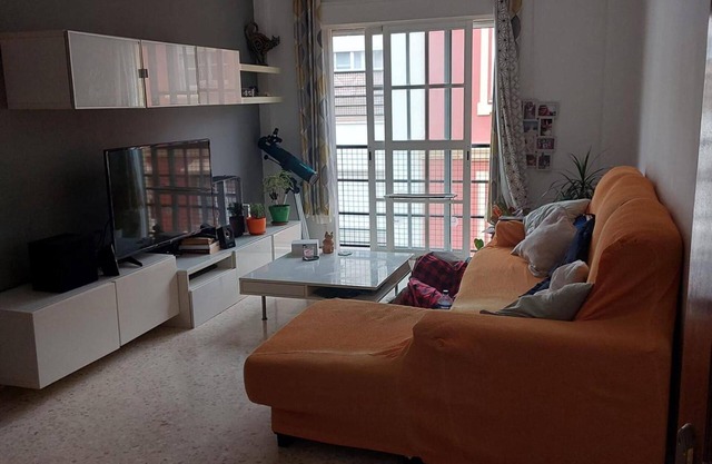 Beautiful 2-bed Apartment Next to Gibraltar