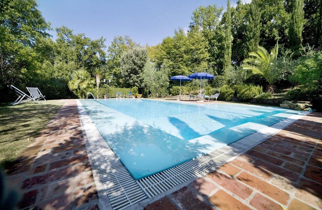 Beautiful private villa for 5 people with private pool, A/C, WIFI, TV, patio and panoramic view