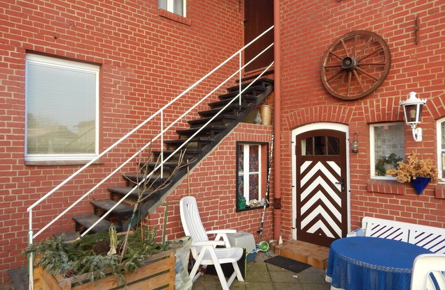 Beautiful 2 room carriage house for two persons (+ two in the living room)