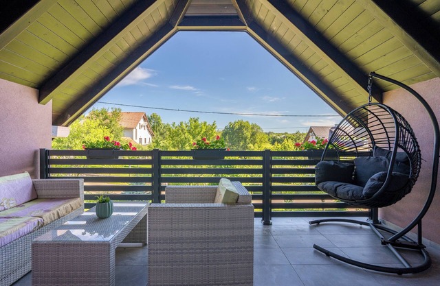 Beautiful and relaxing studio apartment near Plitvice Lakes.