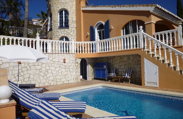 Beautiful Andalusian villa with amazing sea views and private swimming pool