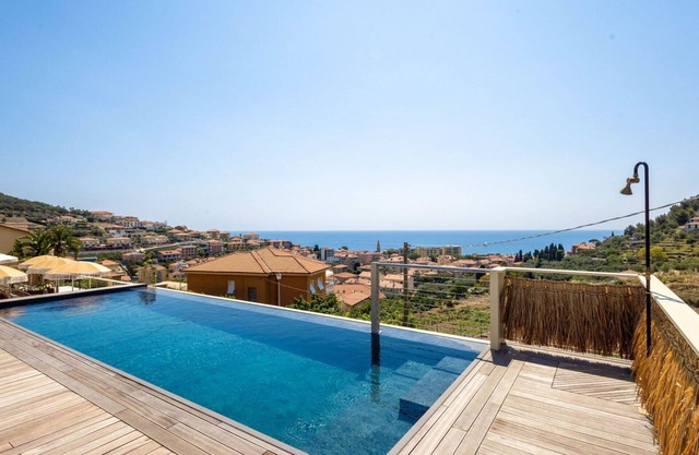 Beautiful apartment for 4 people with A/C, pool, WIFI, TV and terrace