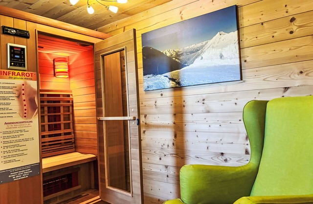 Beautiful apartment for 6 guests with WIFI, TV, patio and pets allowed