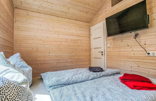 Beautiful apartment in villa for 5 people with WIFI, TV, terrace and pets allowed