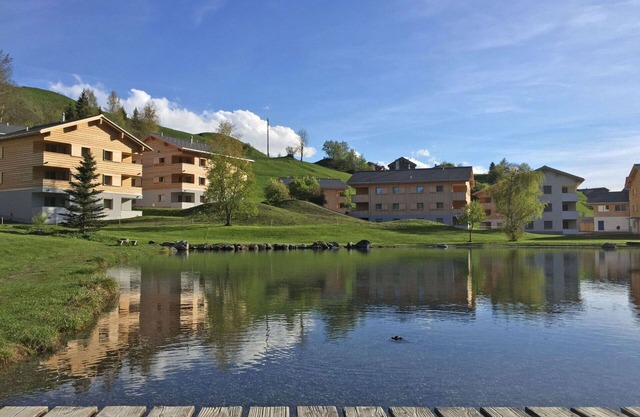 Beautiful apartment for 4 guests with WIFI, hot tub, pool, TV, patio and panoramic view