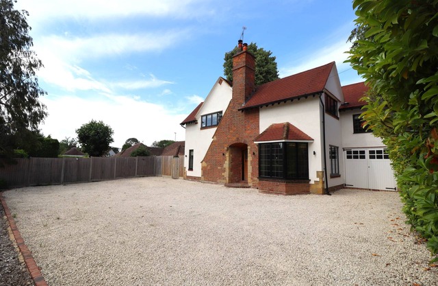 Beautiful arts and crafts home.