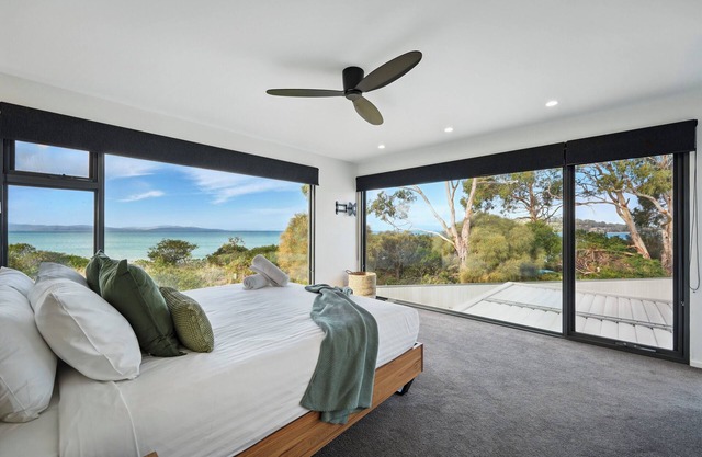 Beautiful Balook - 3 Bedroom Beach House