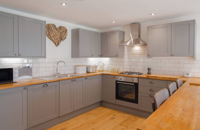 Beautiful Barn Conversion-Escape for 12