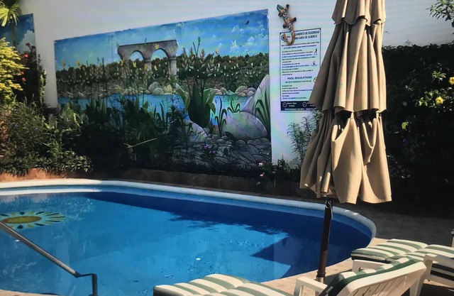 Beautiful Beach Bungalows in Mexican hideaway In the sun sleep 4