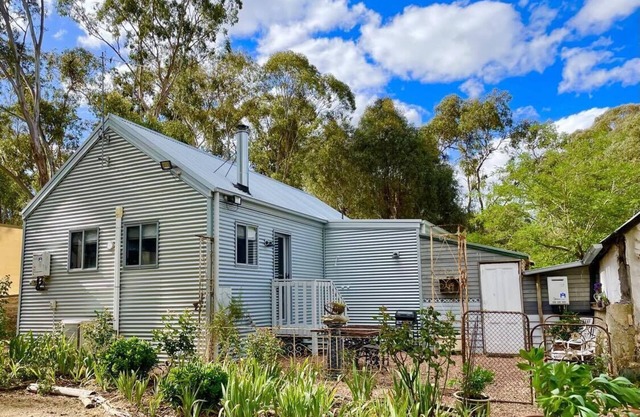 Beautiful Bush Retreat, Entire home in Clydesdale, Australia