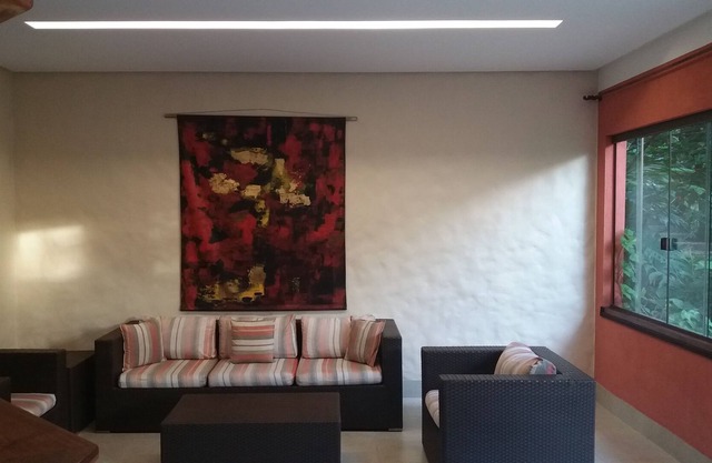 BEAUTIFUL CHALET IN LAGO SUL 1 BEDROOM SUITE, 1 BATHROOM, DINING ROOM AND TV, KITCHEN