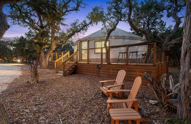 Beautiful Eco Yurt at The Cedars Ranch