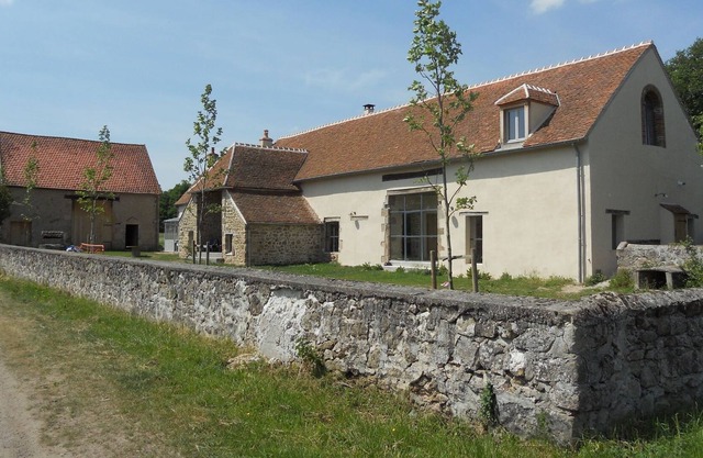 Beautiful farmhouse in Braize with private garden