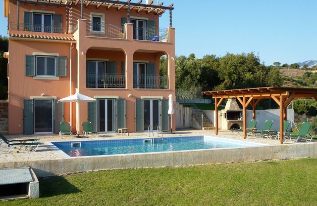 Beautiful five bedroom villa with sea views and pool in Kefalonia