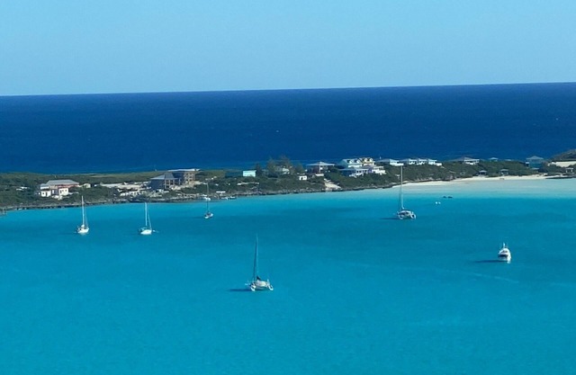 Beautiful Harbor View. 4 Bedroom Villa