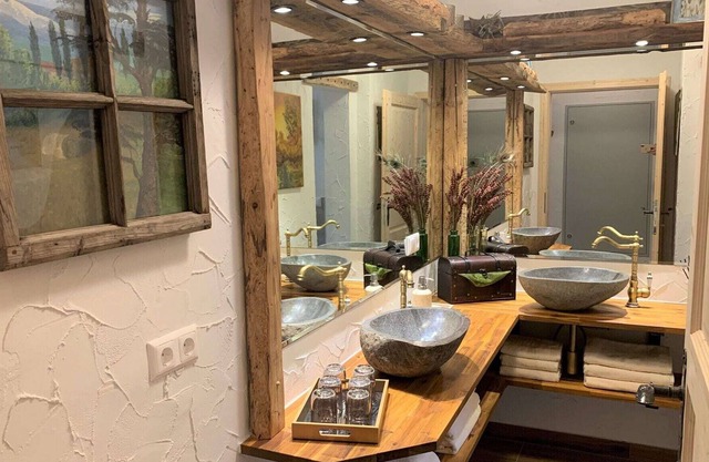 Beautiful holiday home in Vordermuhr with garden