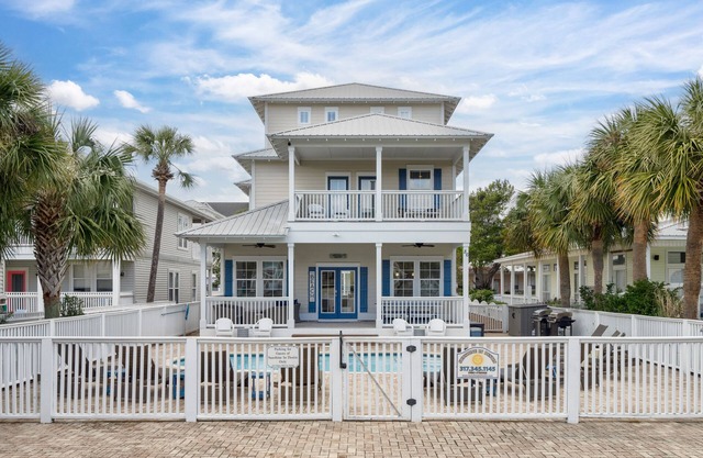 Beautiful Home. Great Amenities and Location. Perfect for Large Groups.
