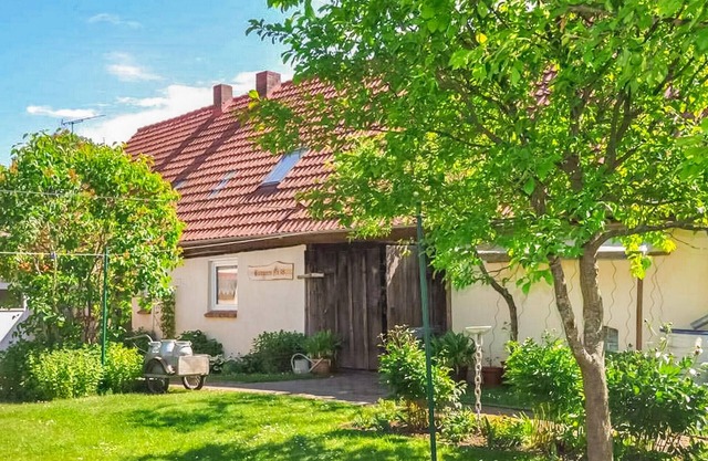 Beautiful home in Grünow with WiFi