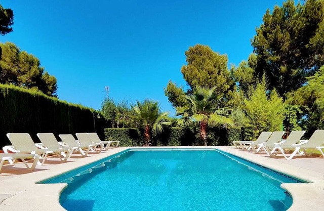 Beautiful house with swimming pool