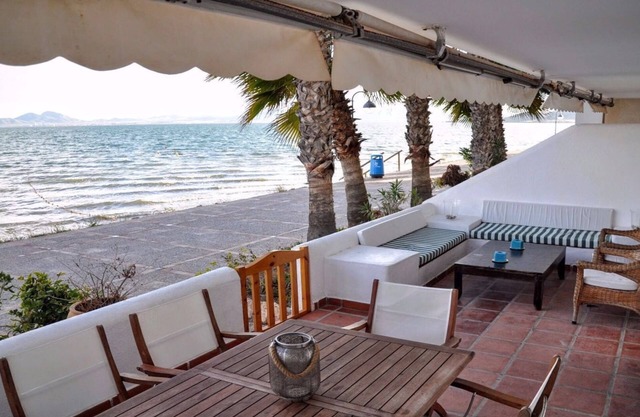 Beautiful house in La Manga The pedruchillo. First line beach garage and pool