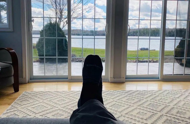 Beautiful Lakefront Cottage Oasis |AnnapolisValley