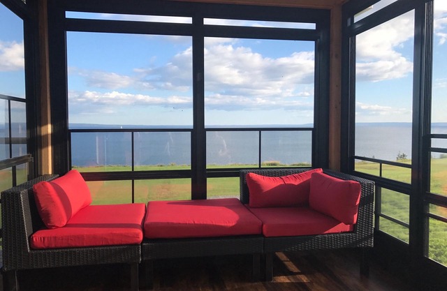 Beautiful location for one or more families to relax. 4 BR 2 Bath Pet Friendly