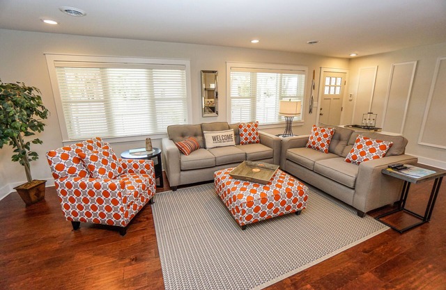 Beautiful, Modern Getaway in Historic Downtown Beaufort