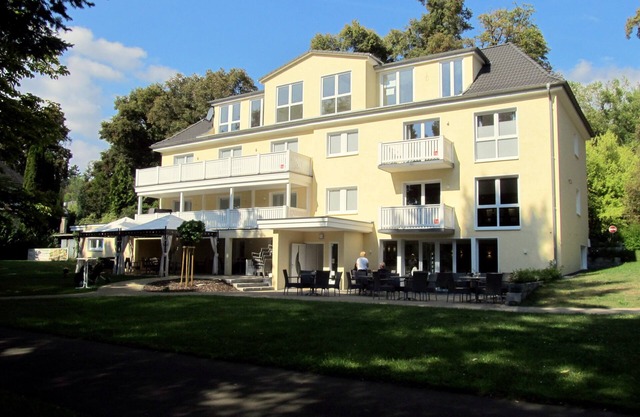 Beautiful moments live! A place to recharge your batteries and relax .