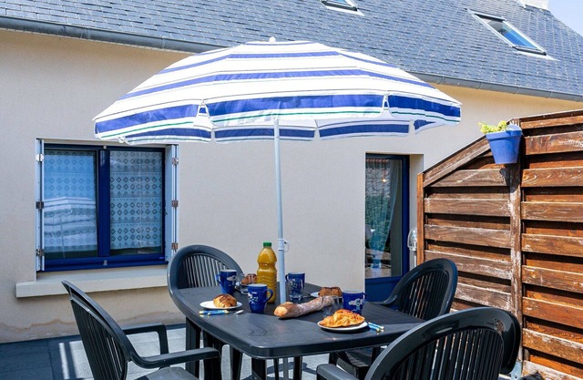 Beautiful private villa for 4 guests with WIFI, TV and terrace