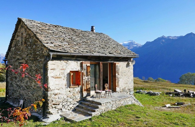 Beautiful private villa for 4 people with WIFI, TV, terrace and pets allowed