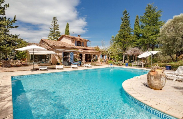 Beautiful private villa for 8 people with WIFI, private pool, TV, terrace and panoramic view