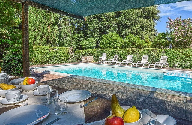Beautiful private villa with A/C, WIFI, private pool, TV, patio, pets allowed and panoramic view
