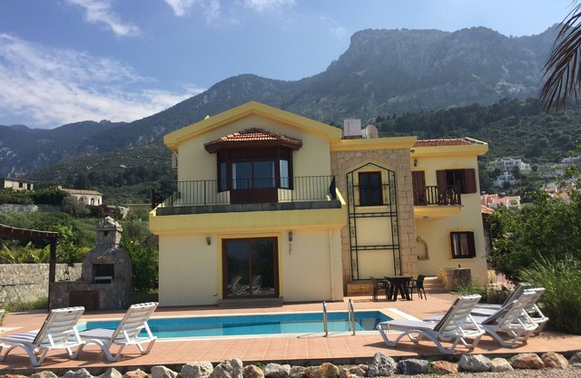 Beautiful Spacious Luxury Villa With Private Pool And Sea/Mountain Views.