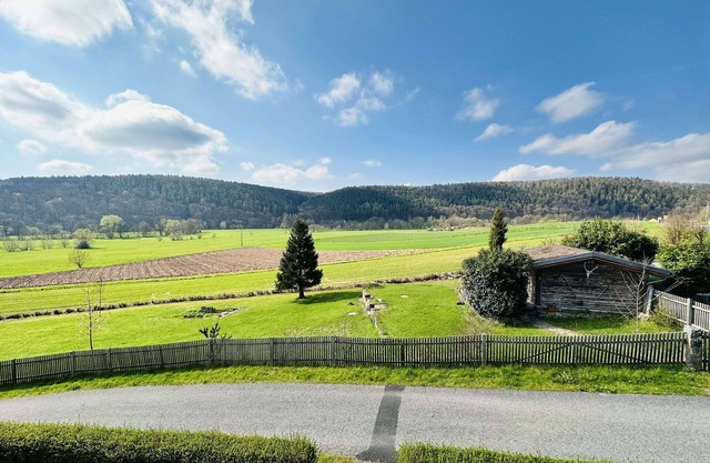 Beautiful vacation apartment in a quiet location with a view of the Rhön.